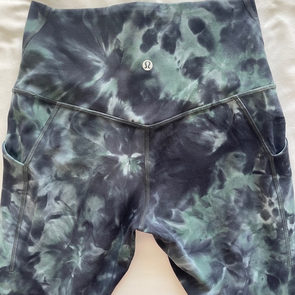 Lululemon align high rise crop with pockets leggins size 6 - Picture 4 of 5